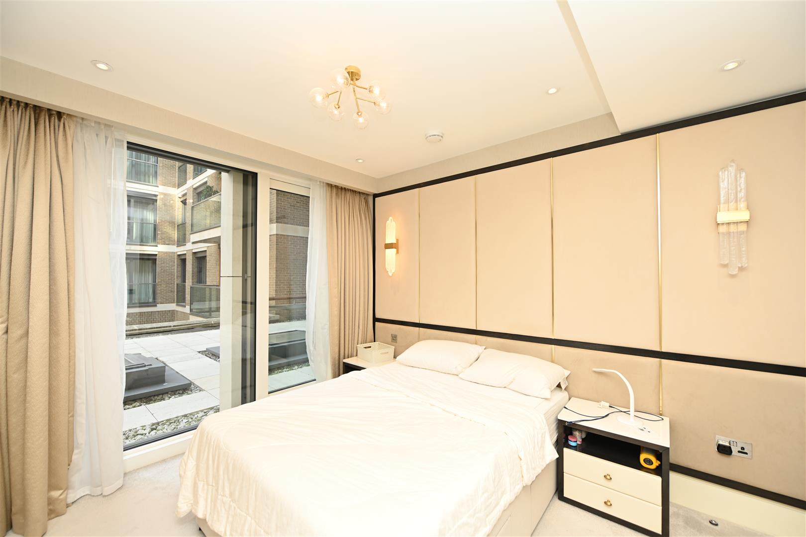 Savoy House, 190 Strand, London